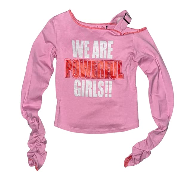 GIRL IS GIRL T-shirt