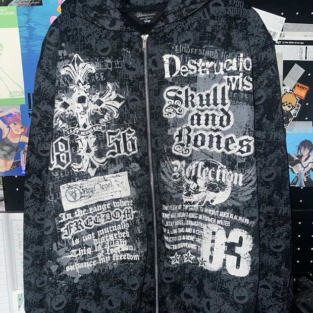 beaumere hood zip up///large