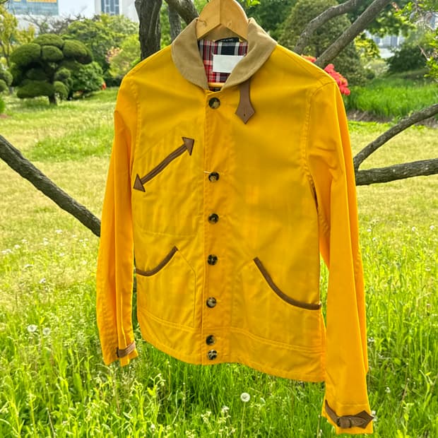 메종 마르지엘라 웨스턴 자켓 (chrome yellow)