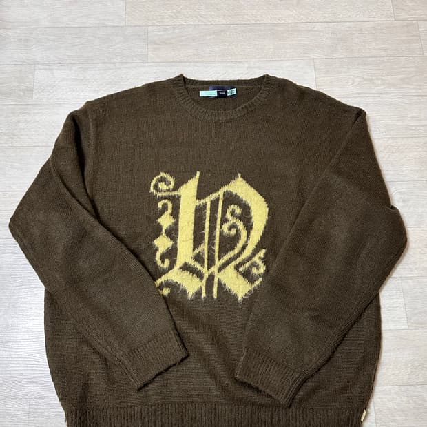 디스이즈네버댓 Fortuna logo 니트 브라운