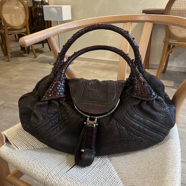 펜디 Zucca FF Spy 가방