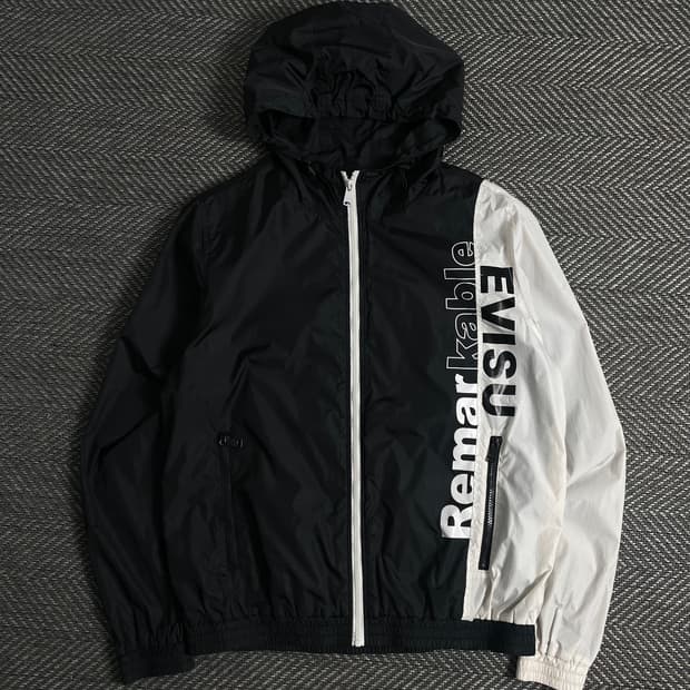 에비수 빅로고 배색 경량 바람막이 자켓o 3595