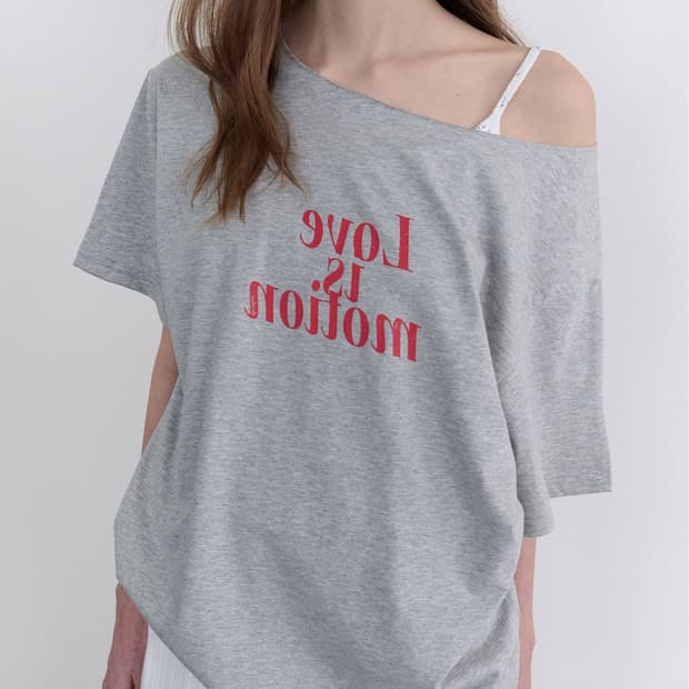 앤니즈 Love Is Motion 반팔티 그레이