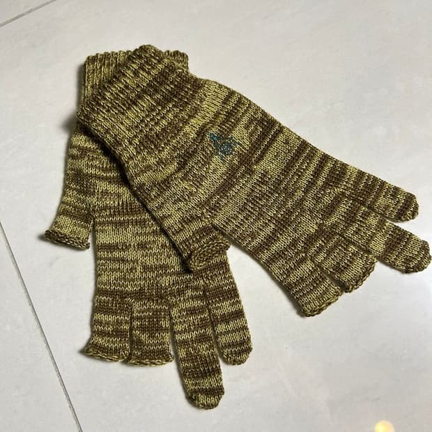 SOUTH2 WEST8 GLOVE 니트 장갑