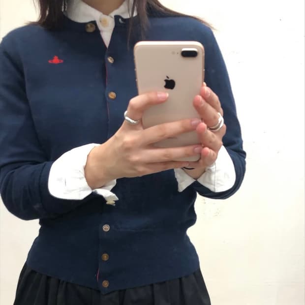 비비안 웨스트우드 라운드넥 가디건