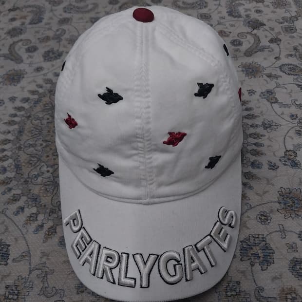 파리게이츠 화이트 볼캡
