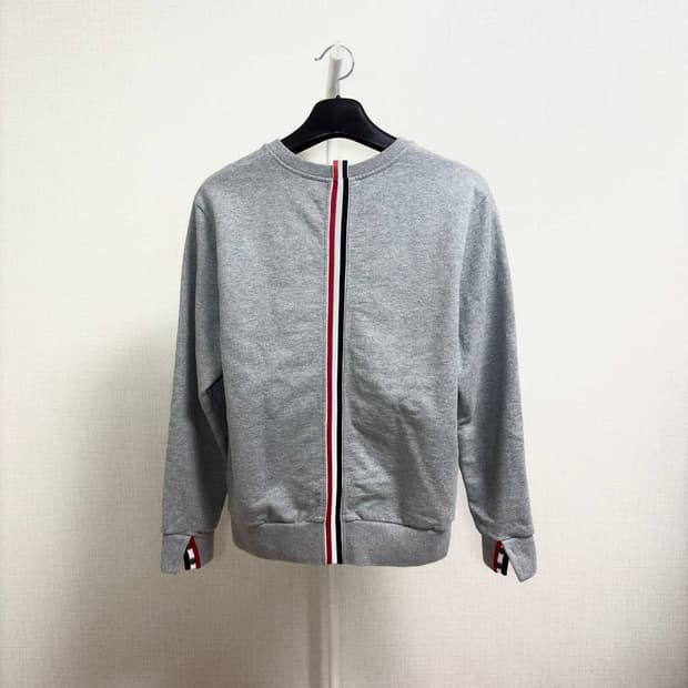 [2] 톰브라운 백삼선 맨투맨 그레이