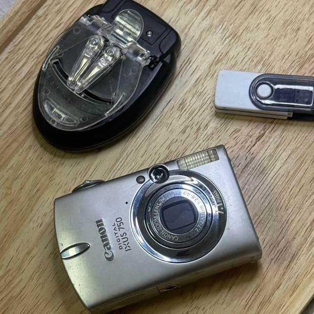 캐논 ixus 750 아일릿 원희 디카 canon 익서스 750