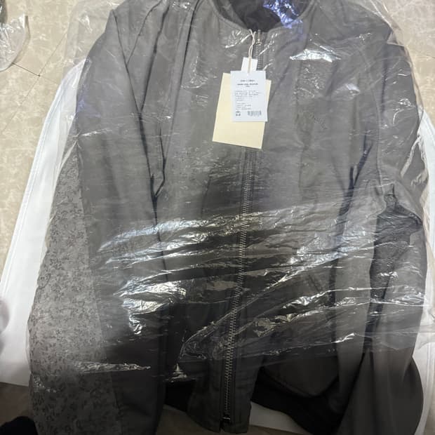 4사이즈 폴리테루 1011 리버시블 플로럴 수베니어