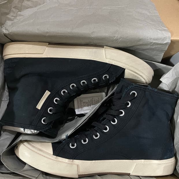 발렌시아가 스니커즈