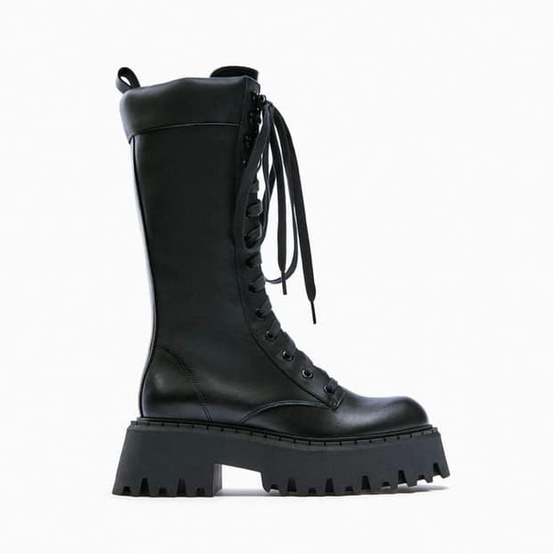 Zara 트랙솔 레이스업 부츠 240