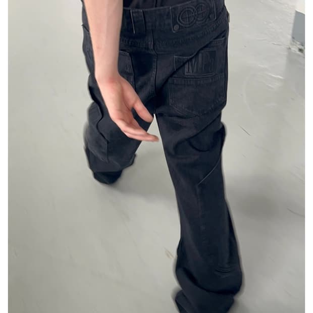 플라스틱 프로덕트 MPa CALF POCKET PANTS s사이즈 삽니다