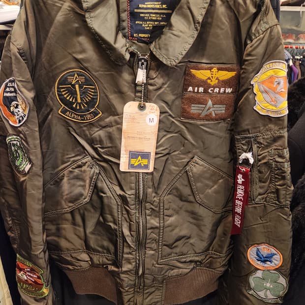 알파인더스트리 MA-1 와펜 항공점퍼 새제품 
