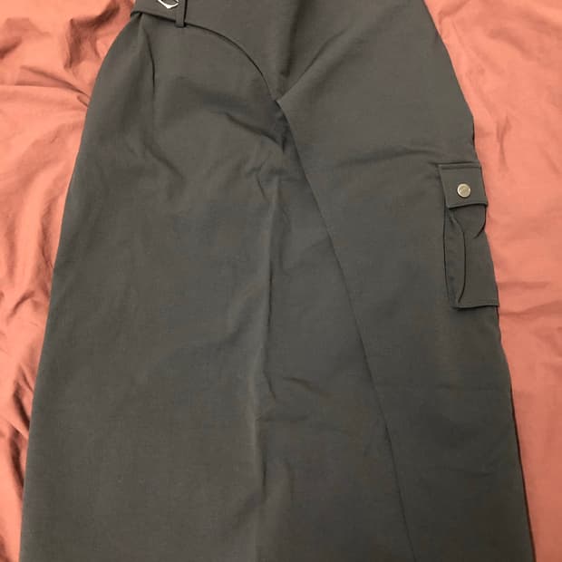 미스치프 카고 치마 차콜