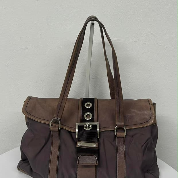 프라다 빈티지 가죽 트림 포코노 숄더백 토트백