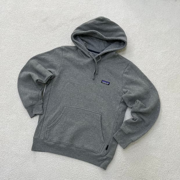 XS 파타고니아 긴팔 후드 티셔츠 0323M