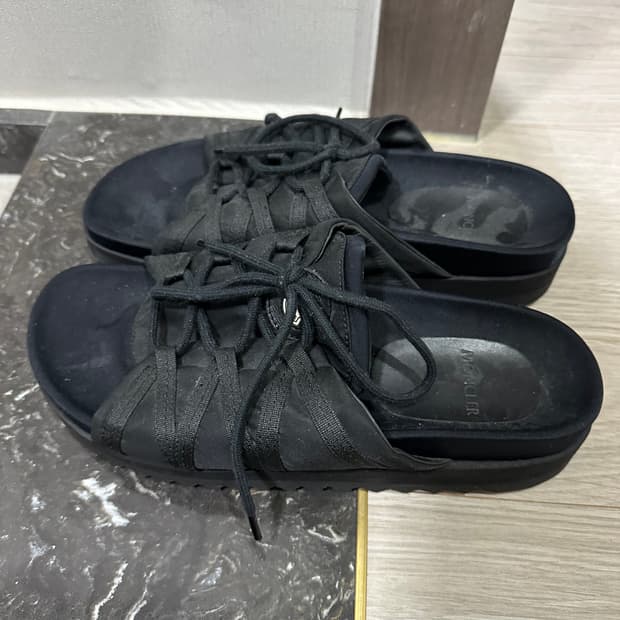 몽클레르 남성 블랙 샌들