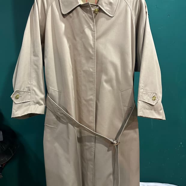 버버리 노바체크 트렌치코트 베이지