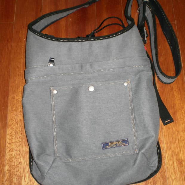 에드윈 크로스백