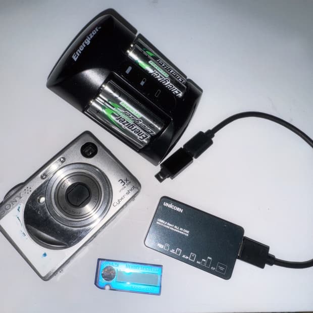 소니 사이버샷 DSC-W1 