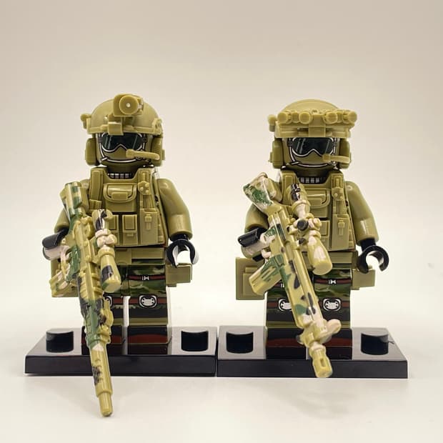 밀리터리 피규어 2종