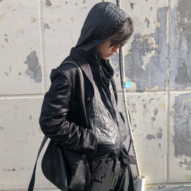 돌체앤가바나 퀼팅 후드 베스트