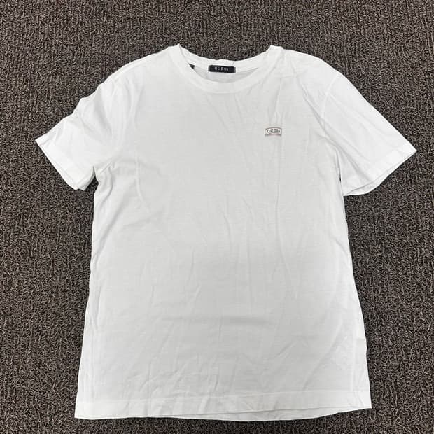 GUESS 게스 반팔티셔츠 화이트 L