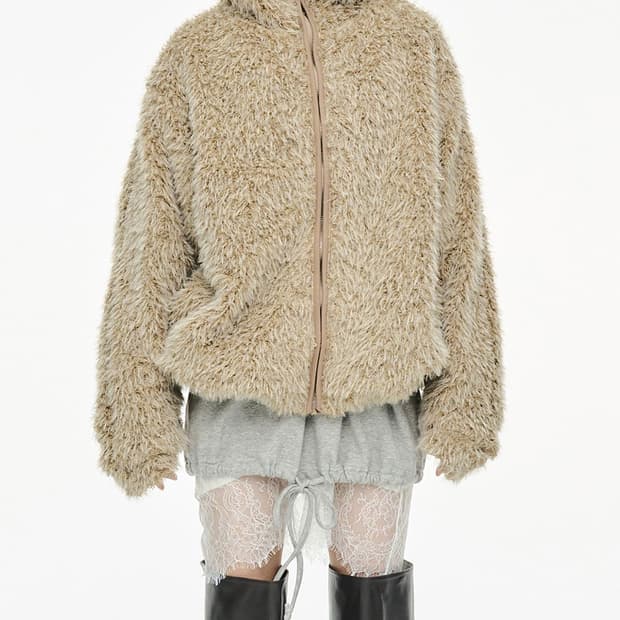 세릭 Hairy Balaclava Zip Up 베이지