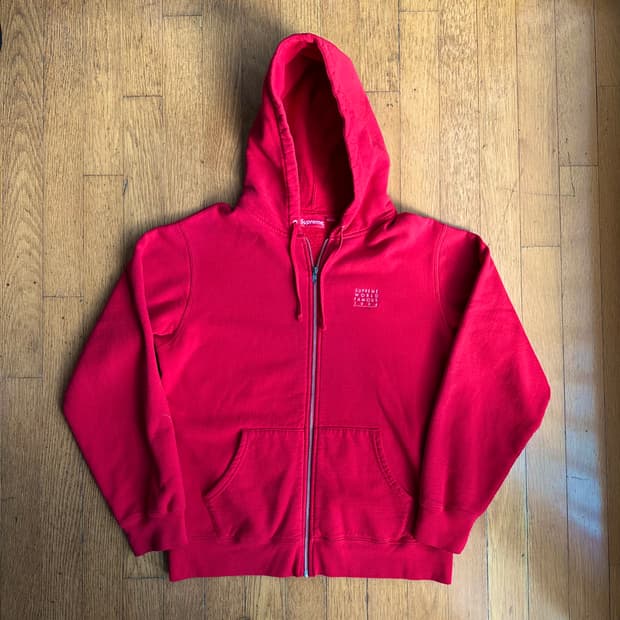 Supreme World Famous Zip Up Hooded 18ss