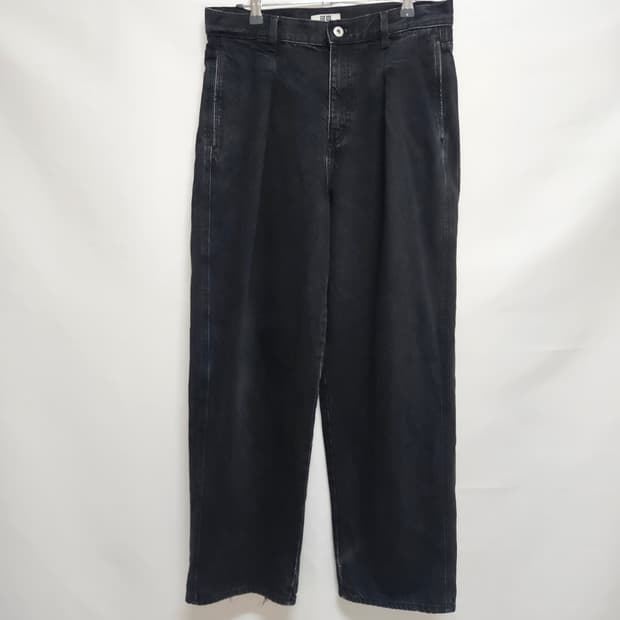 유니클로U 와이드핏 데님팬츠 30