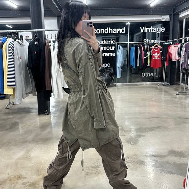 버카루 오리지널 빈티지 스컬 패치 카키 코트