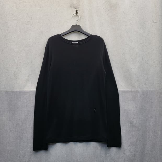 EDENIK 블랙 긴팔 티셔츠