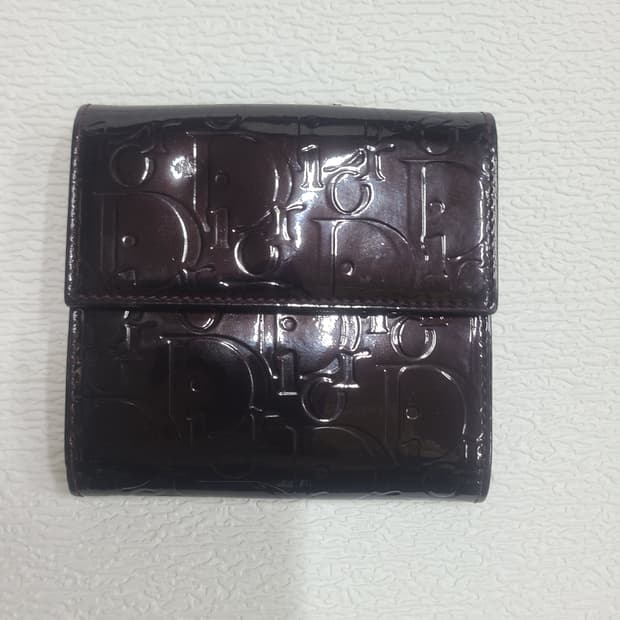 디올 Dior 반지갑 브라운 에나멜