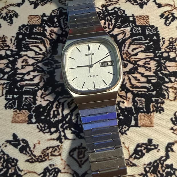 SEIKO 빈티지 쿼츠 시계