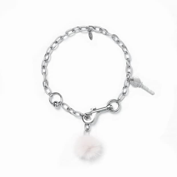 Ruddy-Blush necklace (pale pink)