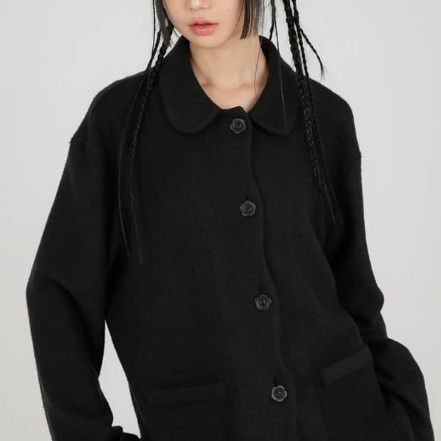 나이엔 라운드 플라켓 가디건 자켓