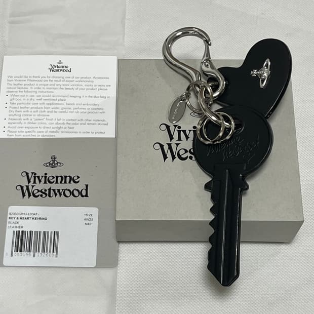 비비안웨스트우드 25fw 키&하트 키링
