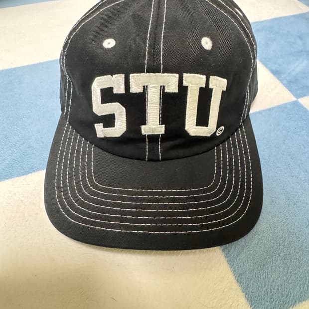 스투시 아치 백 급처