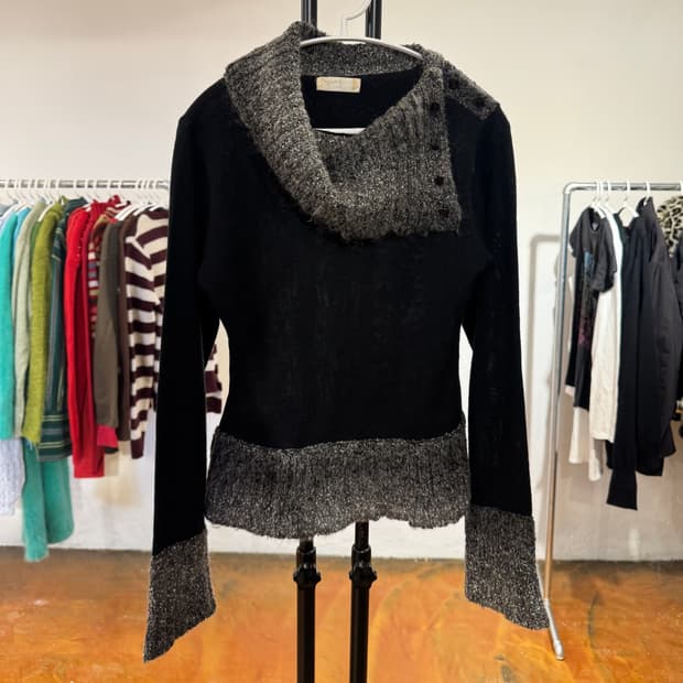 버튼 디테일 믹스 빈티지 니트 / M 사이즈