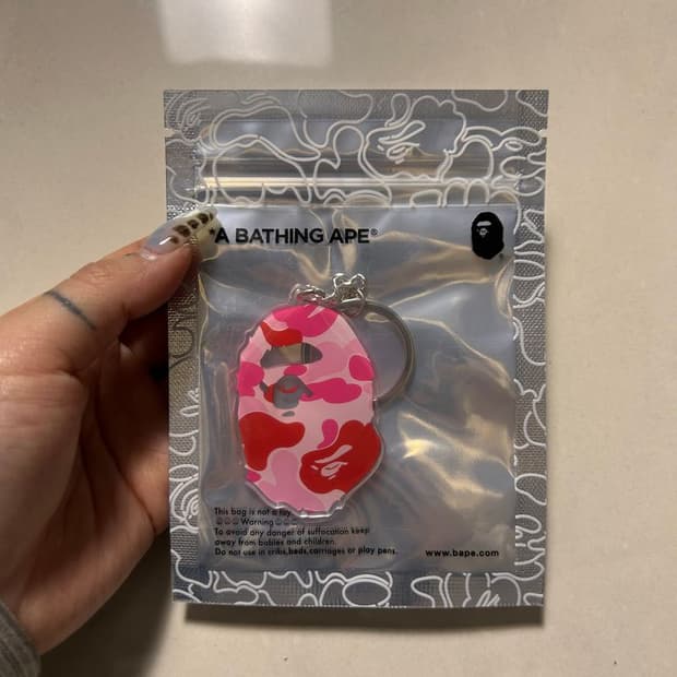 ACRYLIC KEYCHAIN 아크릴 키체인