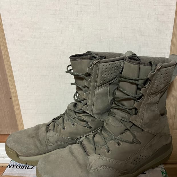 나이키 trailframe combat boots