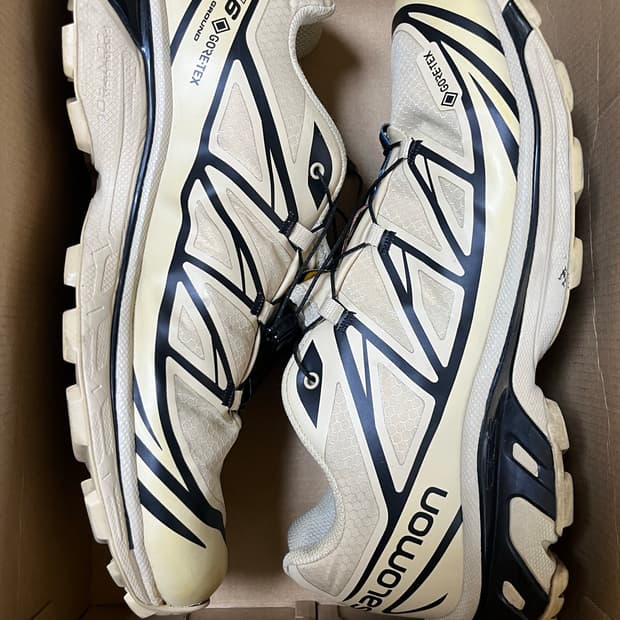 살로몬 XT-6 고어텍스 사파리 블랙