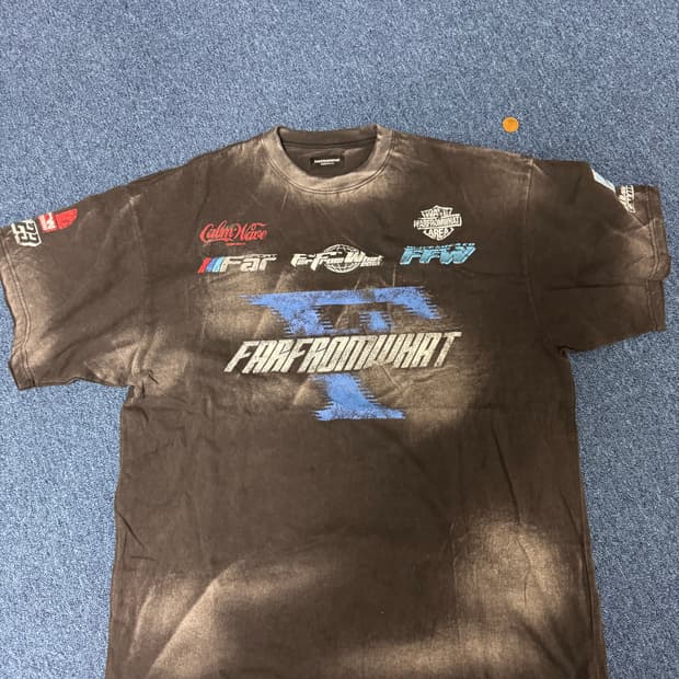 파프롬왓 파아카이브 반팔 