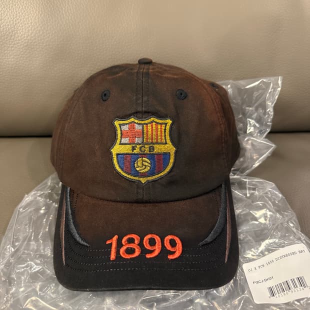 트래비스스캇 캑터스잭 FC 바르셀로나 899 디스트레스드 햇 모자 볼캡