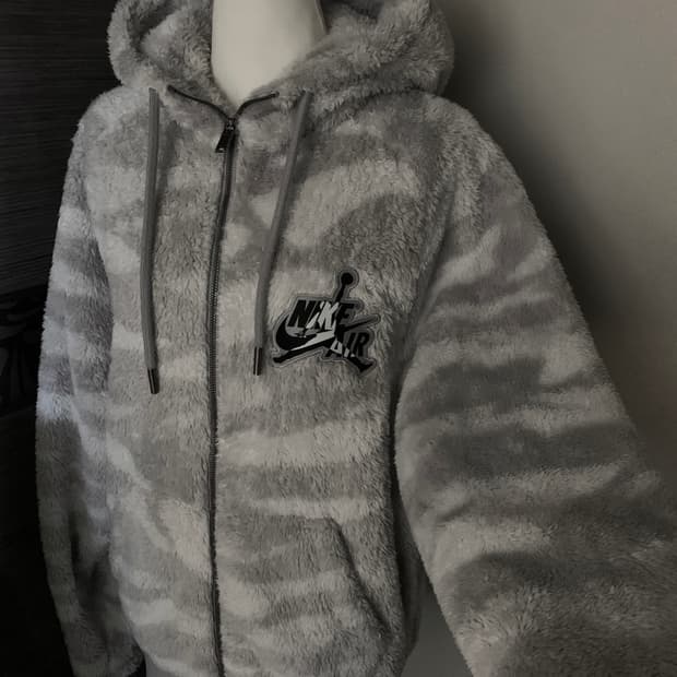 나이키 조던 후드집업