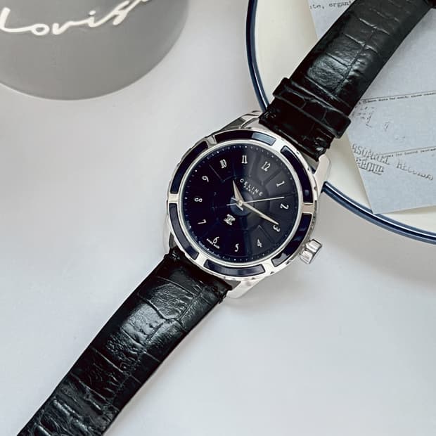 셀린느 트리옹프 남성 시계 / 정품감정 . 케어