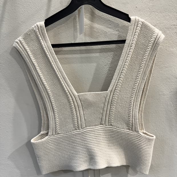 japan GU 레이스업 니트 뷔스티에