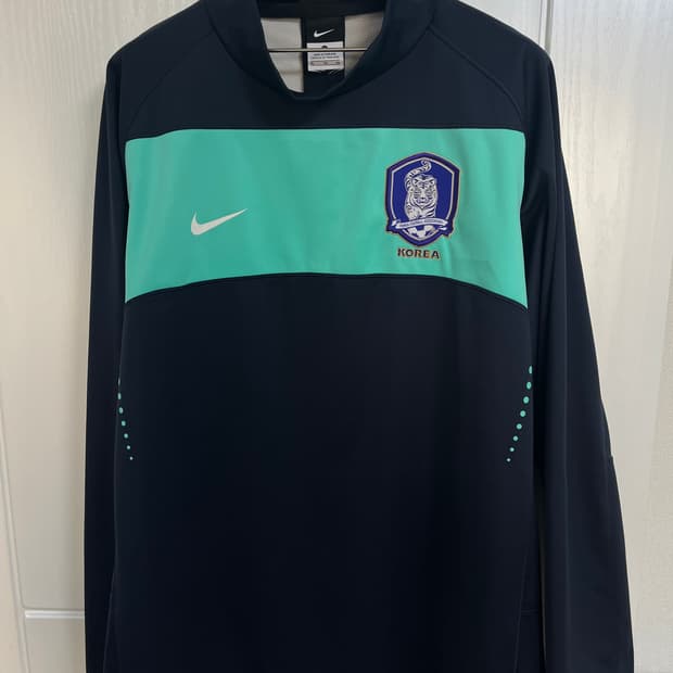 10-12 나이키 국가대표 선수지급용 트레이닝 쉘탑반목긴팔 100~105