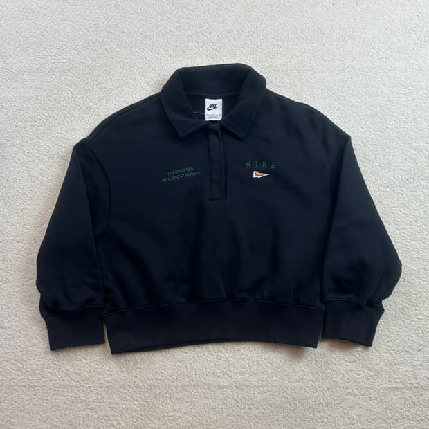 나이키 크롭 맨투맨