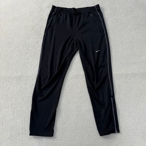 [L] 나이키 스우시 사이드라인 트랙팬츠 0114T2